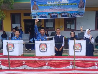 Demokrasi Digital di Gerbang Tinobu: Anugrah & Renaya Resmi Nakhodai OSIS SMPN 1 Lasolo!