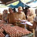 Jaga Stabilitas Pangan Jelang Lebaran, Pemkab Konawe Utara Gelar Operasi Pasar Besar-besaran