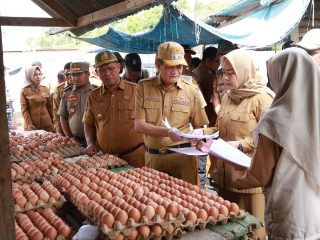 Jaga Stabilitas Pangan Jelang Lebaran, Pemkab Konawe Utara Gelar Operasi Pasar Besar-besaran
