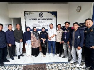 Peluang Emas! Konasara Smart Sambangi AMB Kendari: Kuliah Bisnis Tanpa Kendala Biaya, Cetak Generasi Pengelola Masa Depan