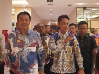 BUPATI KONAWE UTARA TERIMA APRESIASI PEMDA BERPRESTASI TINGKAT REGIONAL SULAWESI