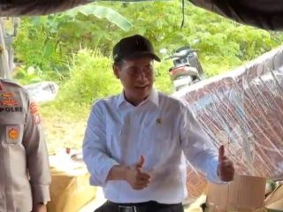 Mentan Amran Sulaiman Puji Gerak Cepat Polda Sultra Tangani Banjir di Kendari