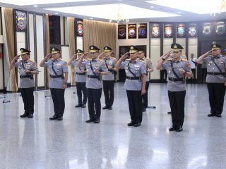 Kapolri Pimpin Pelantikan dan Sertijab Sejumlah PJU Mabes Polri dan Kapolda