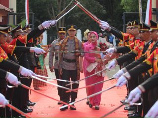Kapolda Sultra Pimpin Welcome Parade, Tekankan Soliditas dan Semangat Pengabdian Personel
